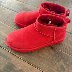 UGG Red Classic Ultra Mini